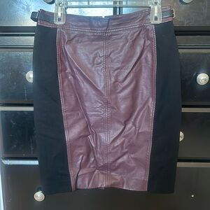 😍😍Ann Taylor Faux Leather & Fabric Eggplant Purple Pencil Skirt💜🖤